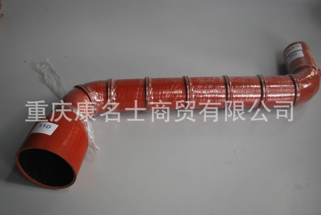 生产硅胶管KMRG-368++500-变径胶管内径70变110XL830XL700XH630XH700内径70变110X硅胶管黑色,红色钢丝9凸缘9Z字内径70变110XL830XL700XH630XH700-1