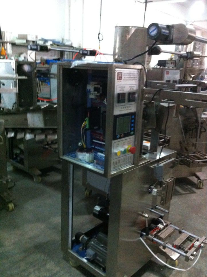 供应休闲冷冻食品自动称重包装机,冷冻饺子自动计量包装机