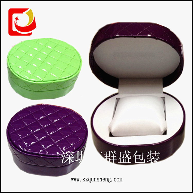 949336143_1256562465