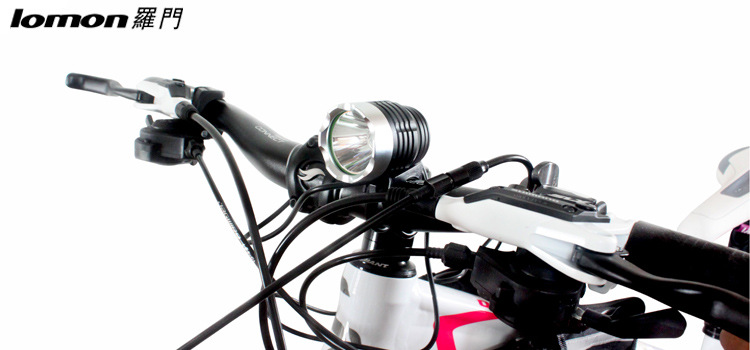 LED强光自行车手电筒 骑行装备配件 山地自行车手电