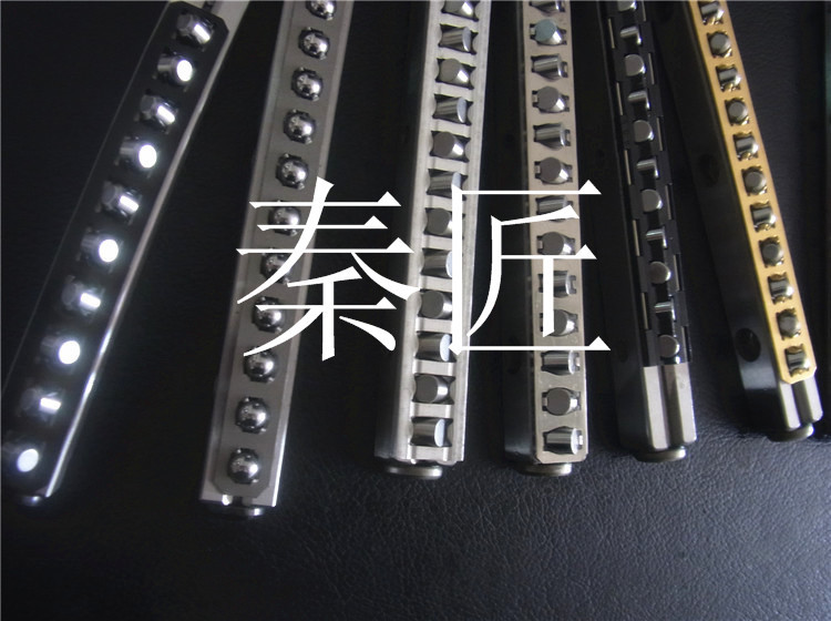 VR6的导轨和保持架