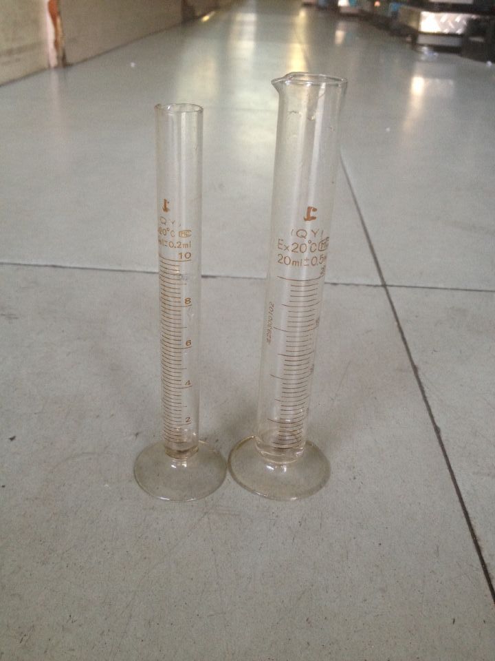 10ml 20ml 25ml 玻璃量筒刻度玻璃 量杯量筒 实验室化学玻璃仪器