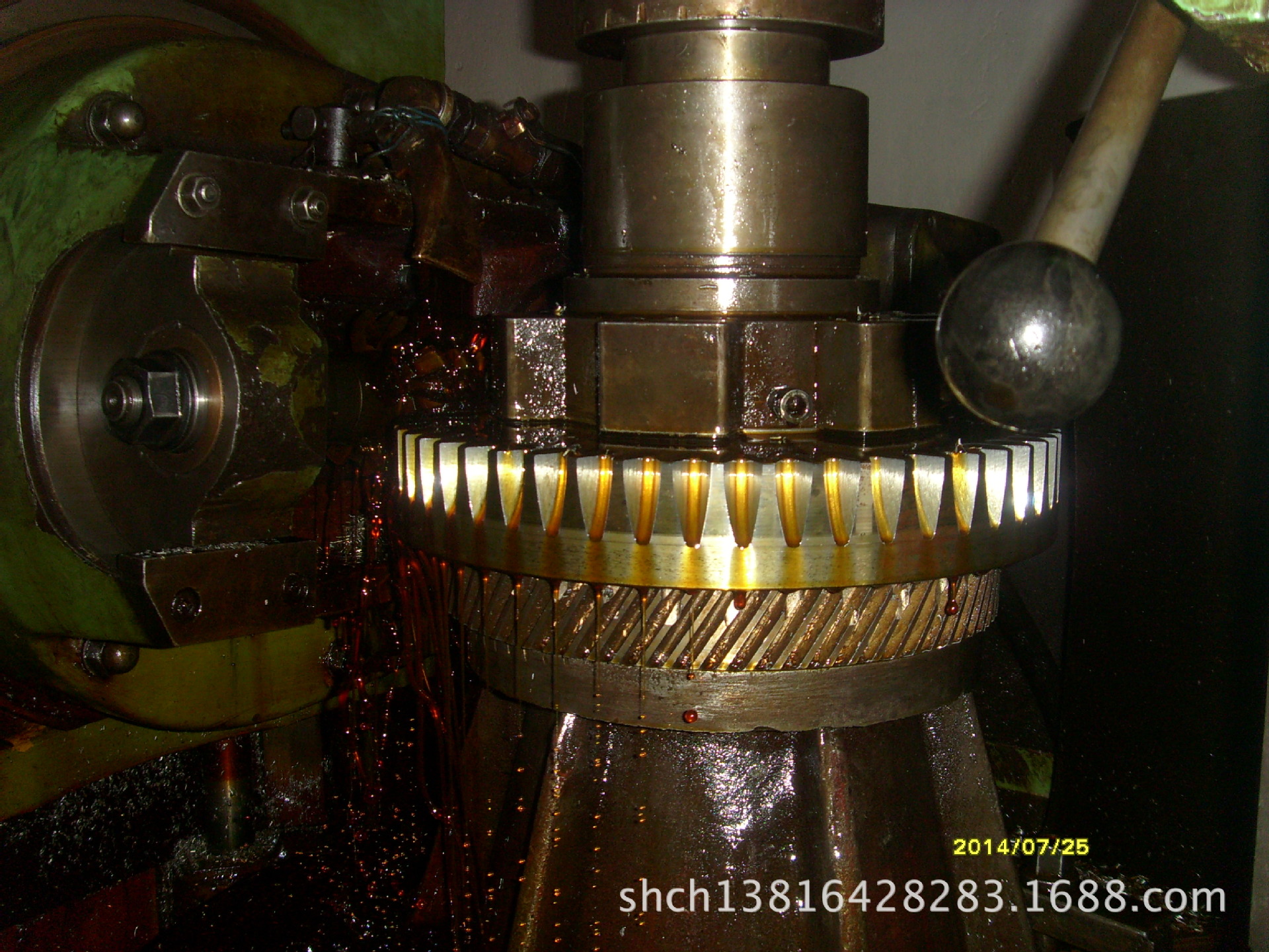 承接各类直齿轮、圆柱齿轮、斜齿轮定做加工