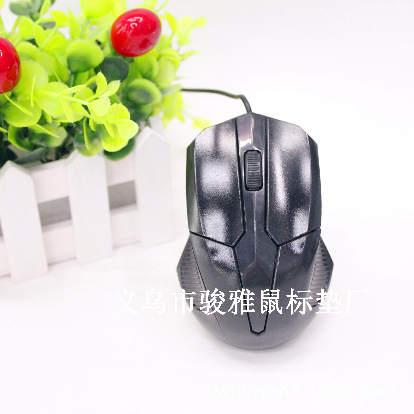 A new wired mouse