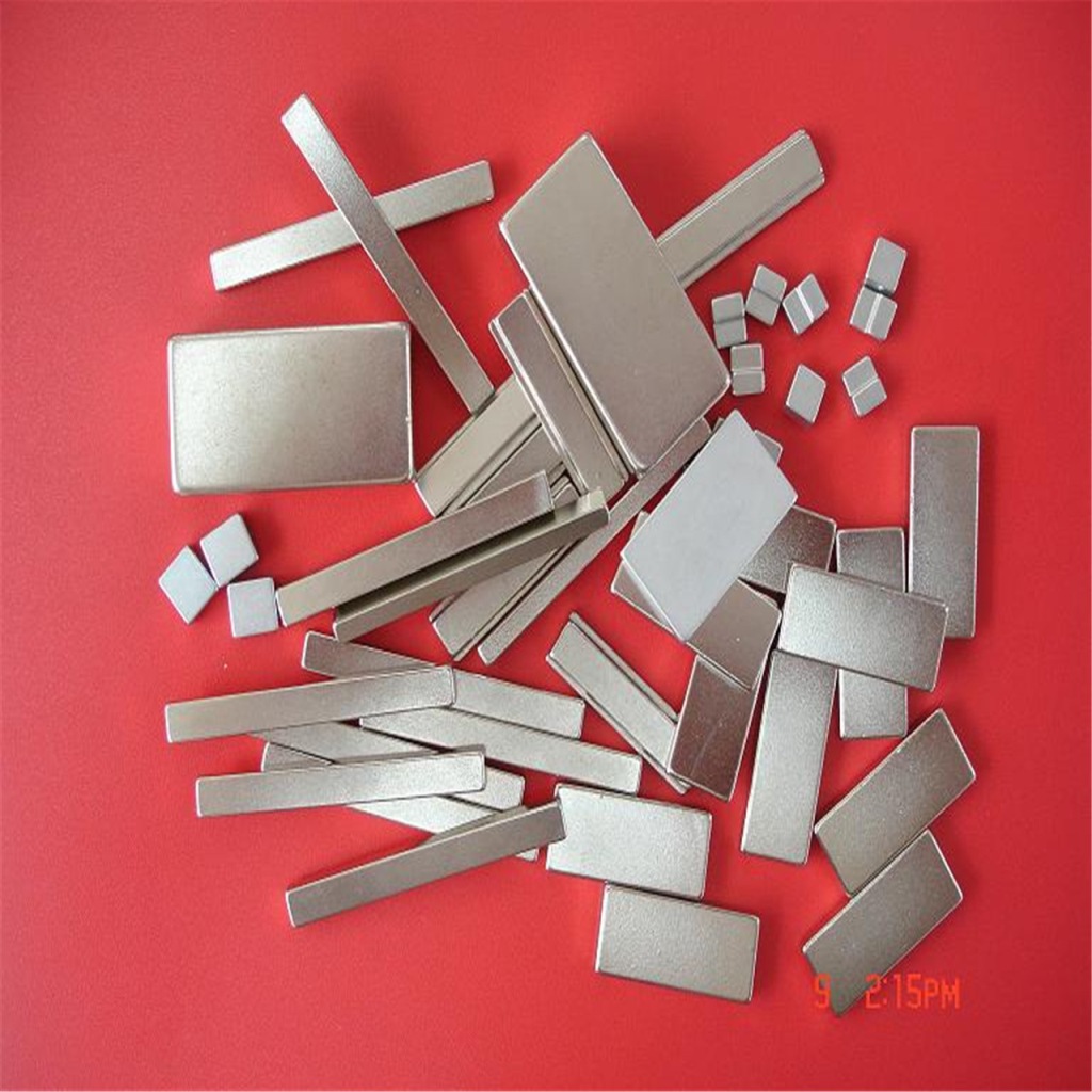 浙江金华专业生产强力磁铁 强磁磁铁 磁钢 钕铁硼磁铁 磁铁厂家有现货