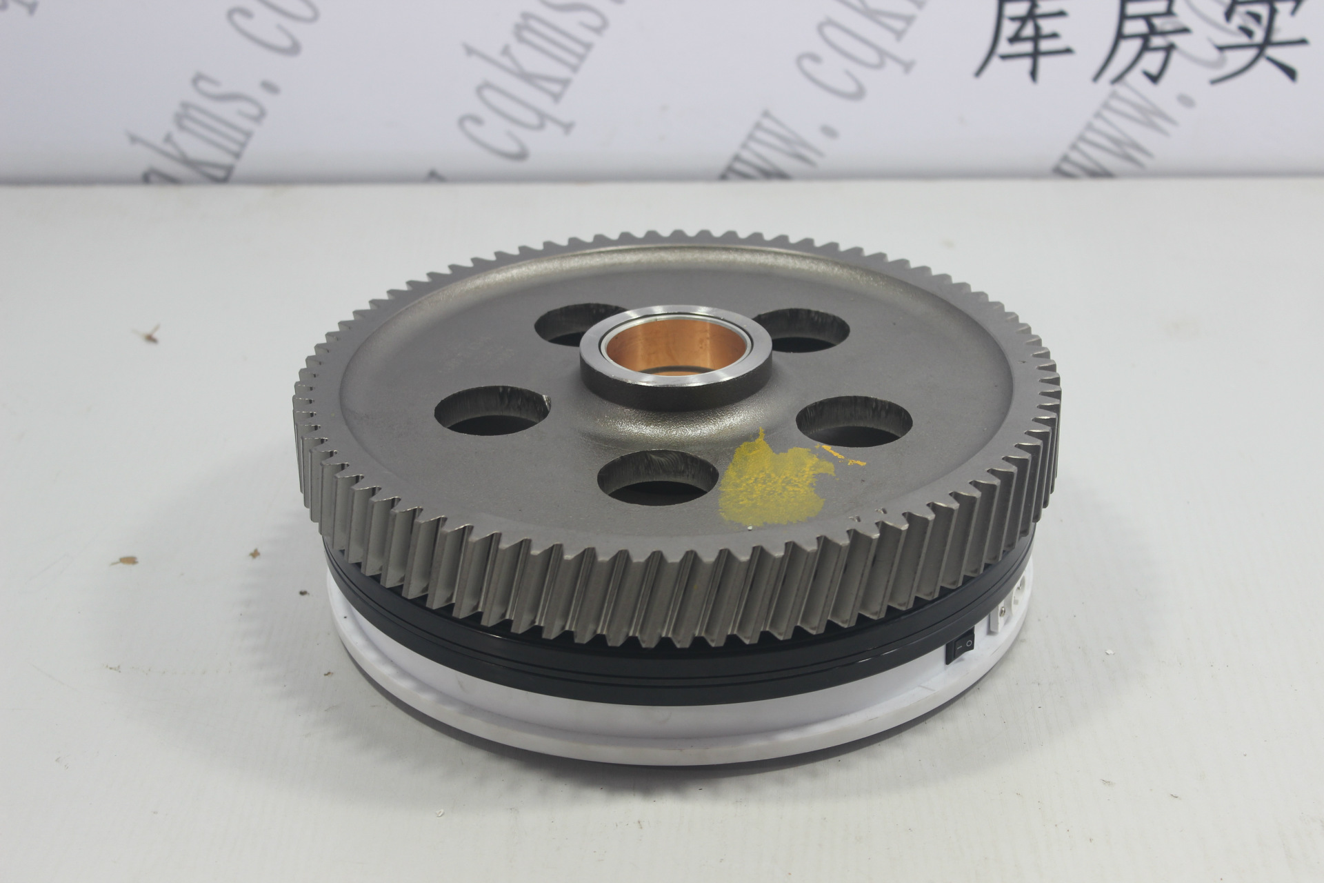 kms01100-3004593-水泵中间齿轮总成-用于k38康明斯发动机-k38-参考规格外径26.2cm,内径4.8cm,厚3cm-参考重量5.35kg-5.35kg图片3