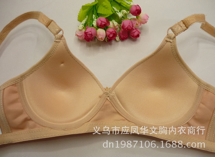 75b  36b〓80b  38b〓85b  40b〓90b 【内衣颜色】
