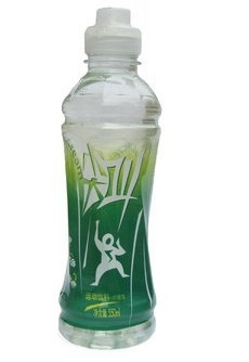 运动饮料(多肽)饮料550ml*15瓶 整箱 净含量:550ml*15瓶/箱 配料:水