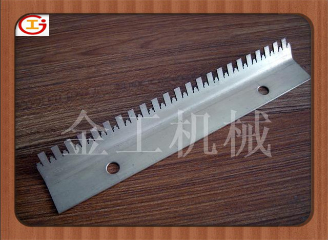 Flower Cutter Noodle Comb