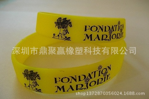 JAZH4~M3_5F6(GD_8)2RS[E