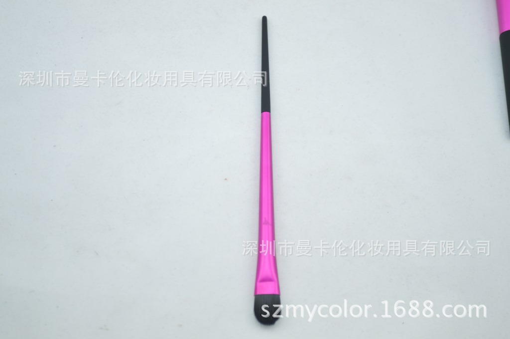 深圳市曼卡伦化妆用具有限公司