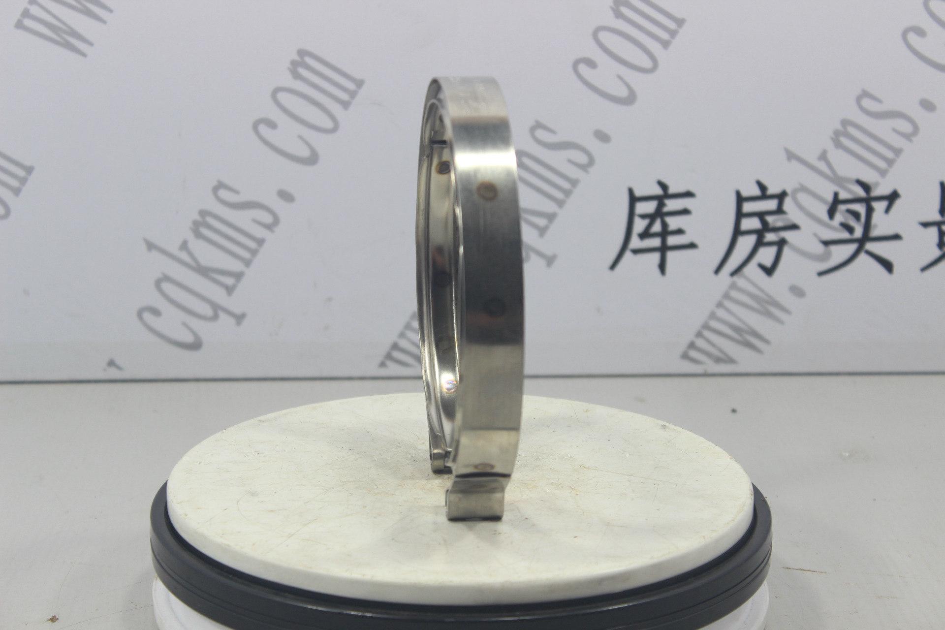 kms01168-3633805-V型抱箍---参考规格外径16CM内径14.2CM厚2.2CM-参考重量250-250图片3