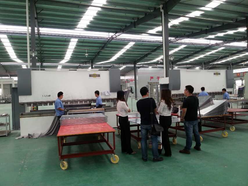厂家直销上海瑞铁/广州瑞铁100/4100数控折弯机～便宜又高端