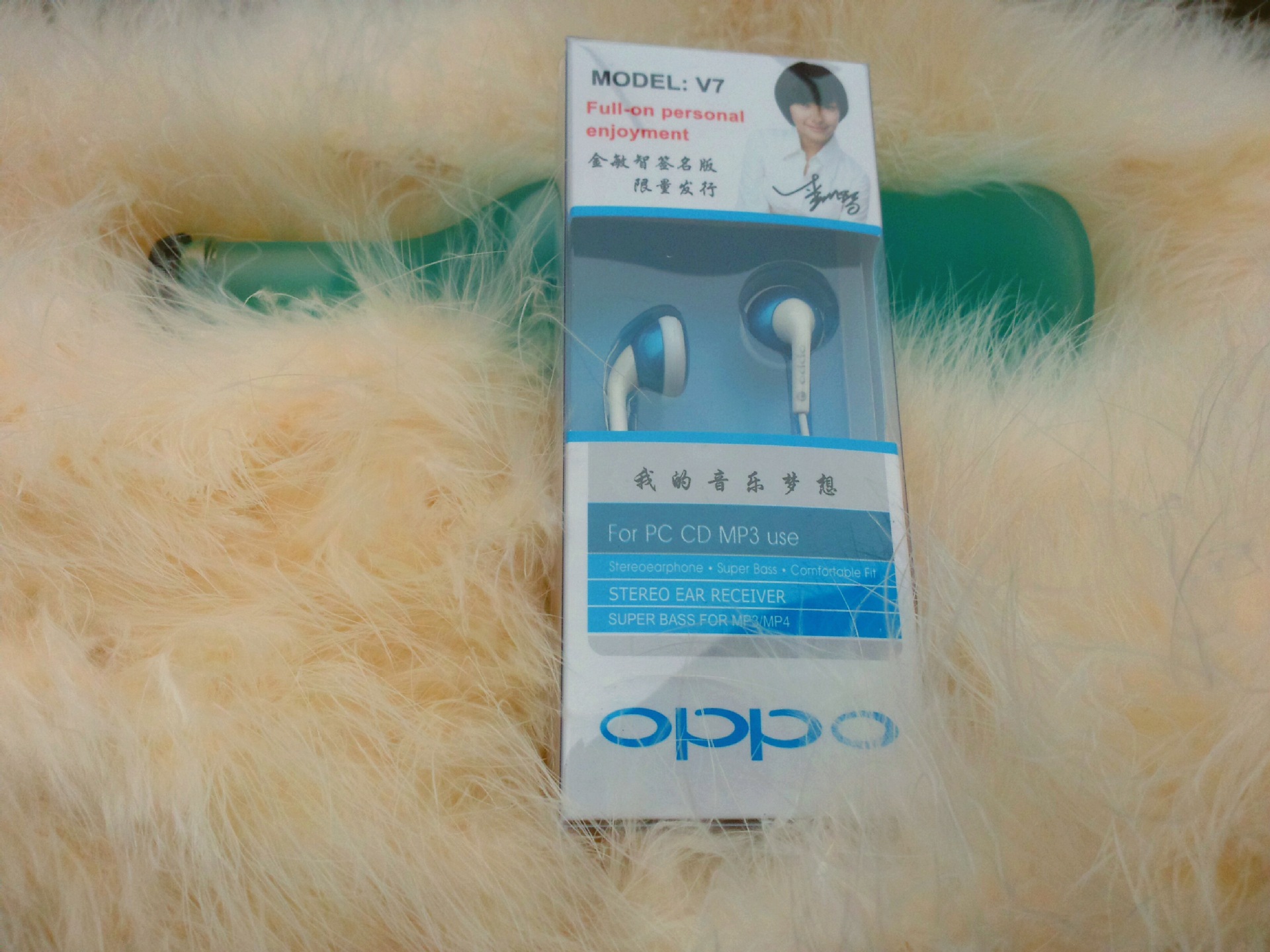 廠傢直銷OPPO超強重低音外貿耳機（ MP3 MP4 手機通用） 型號  V7批發・進口・工廠・代買・代購