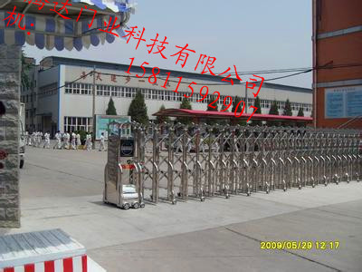 伸缩门5