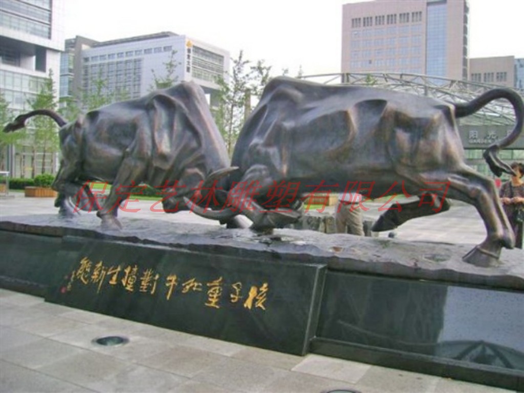 青铜牛雕塑 纯铜斗牛雕塑 大型铜牛雕塑 动物雕塑 城市广场景观图片_6
