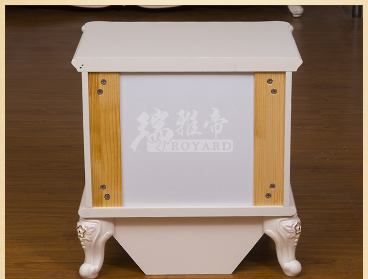 高档欧式床头柜 雕花实木床头柜 双门推拉床头柜 储物床头柜特价