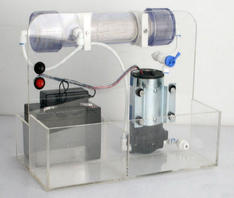 充电式超滤演示机背面