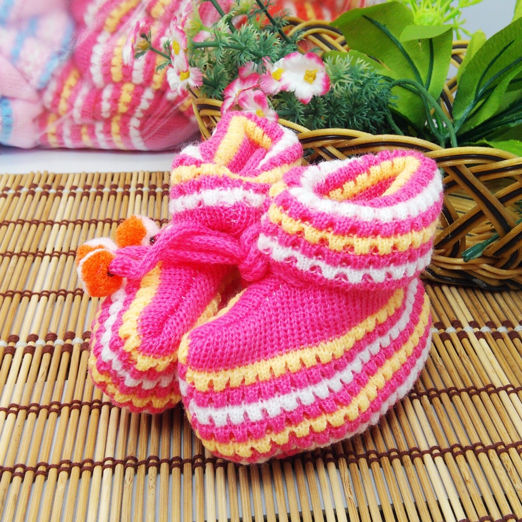 婴儿袜子手工童鞋婴儿鞋0-12个月毛线编织婴儿护脚保暖必备