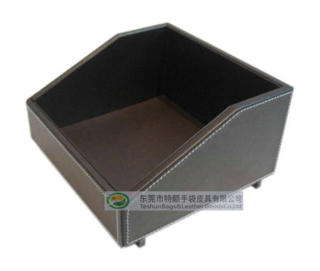 JG-190-CD盒-PVC-17X16.5X9.8CM