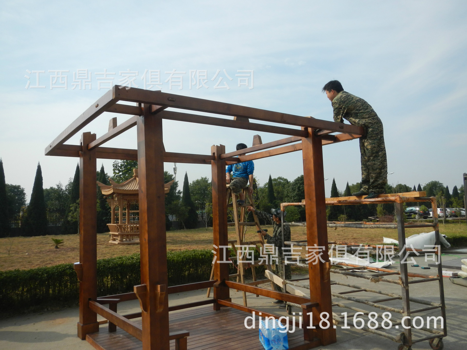 厂家直销实木四方亭,现代亭,铁杉木凉亭,防腐,防蛀,防裂