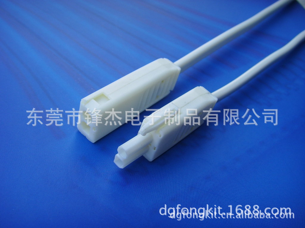 427502648_1917289103