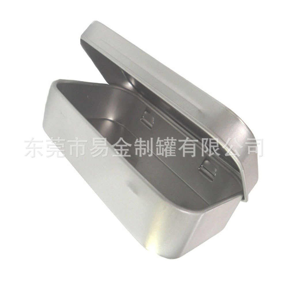 带铰位铁长方罐