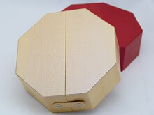供应高档红色多边形礼品化妆盒 可定制logo精致首饰包装盒