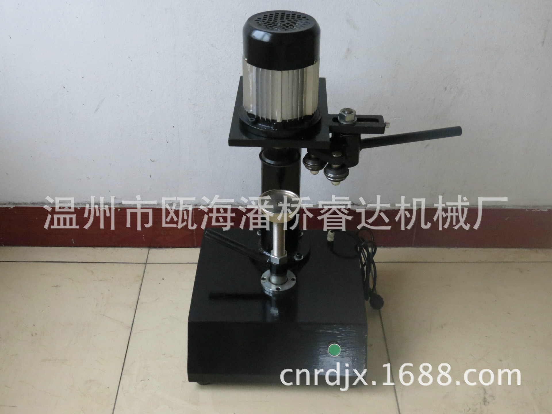 手扳封口机手扳封罐机封盖�? height=