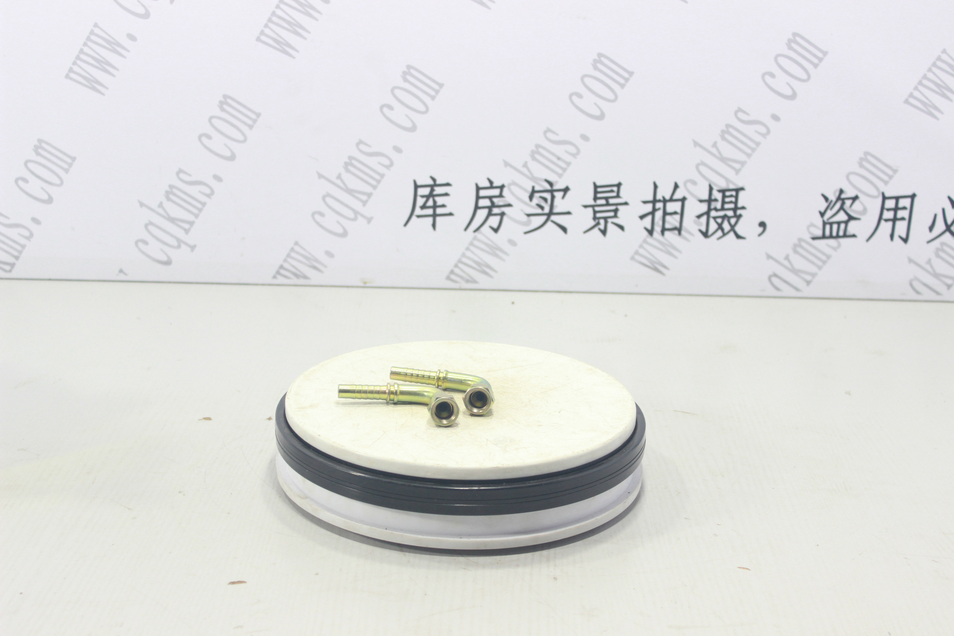 kms02407-500FG-油水分离器---参考规格高30cm,长15cm,宽14cm(含包装)-参考重量2Kg-2Kg图片1