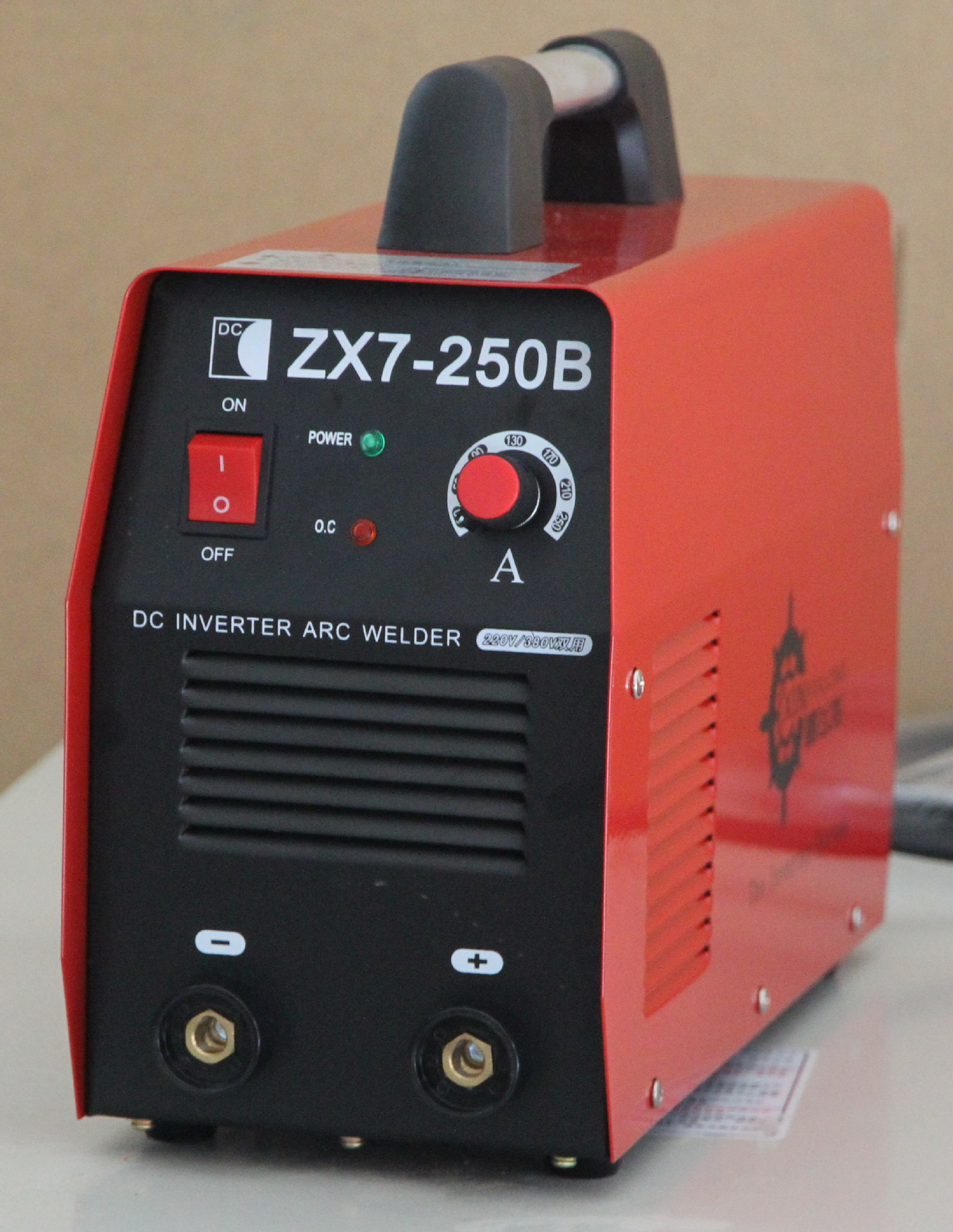 双电压焊机 两用焊机 z7-250电焊机