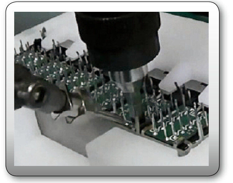 自动焊锡机 焊锡机 焊锡机应用案例