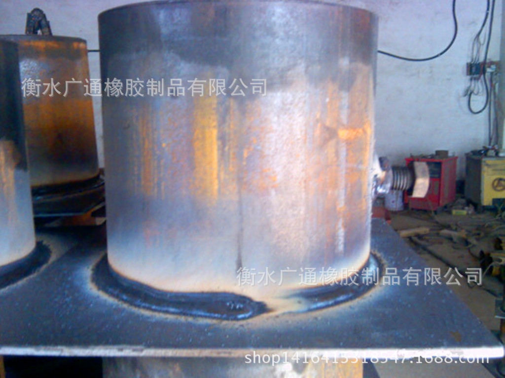 沙筒式临时支座