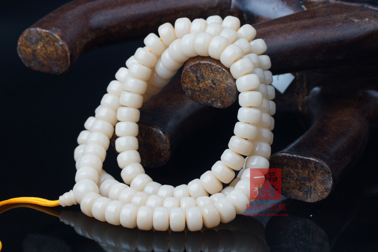 精品菩提根筒珠手?
