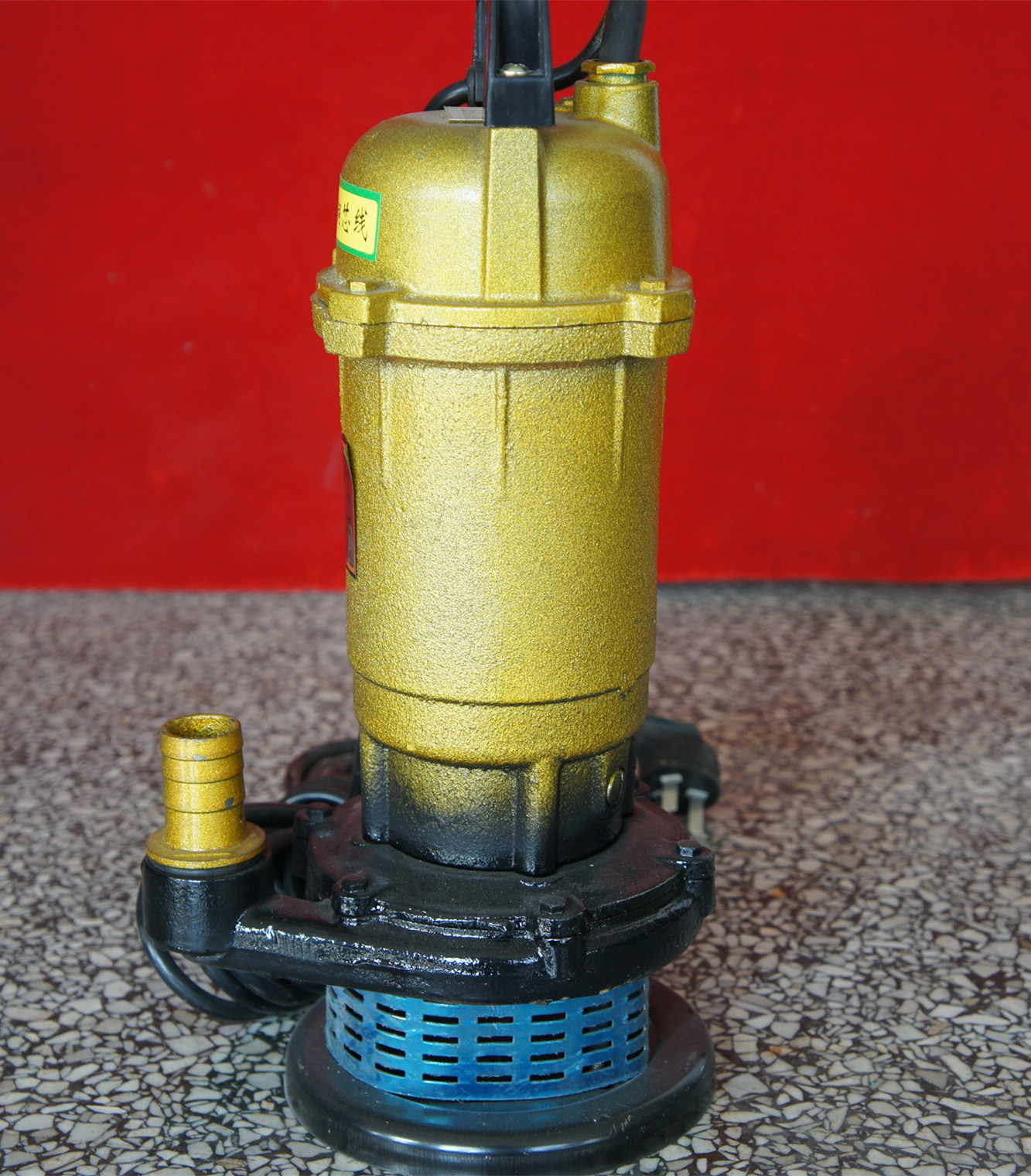 天津大福销售铁壳qdx1.5-16-0.37潜水泵 小型潜水泵