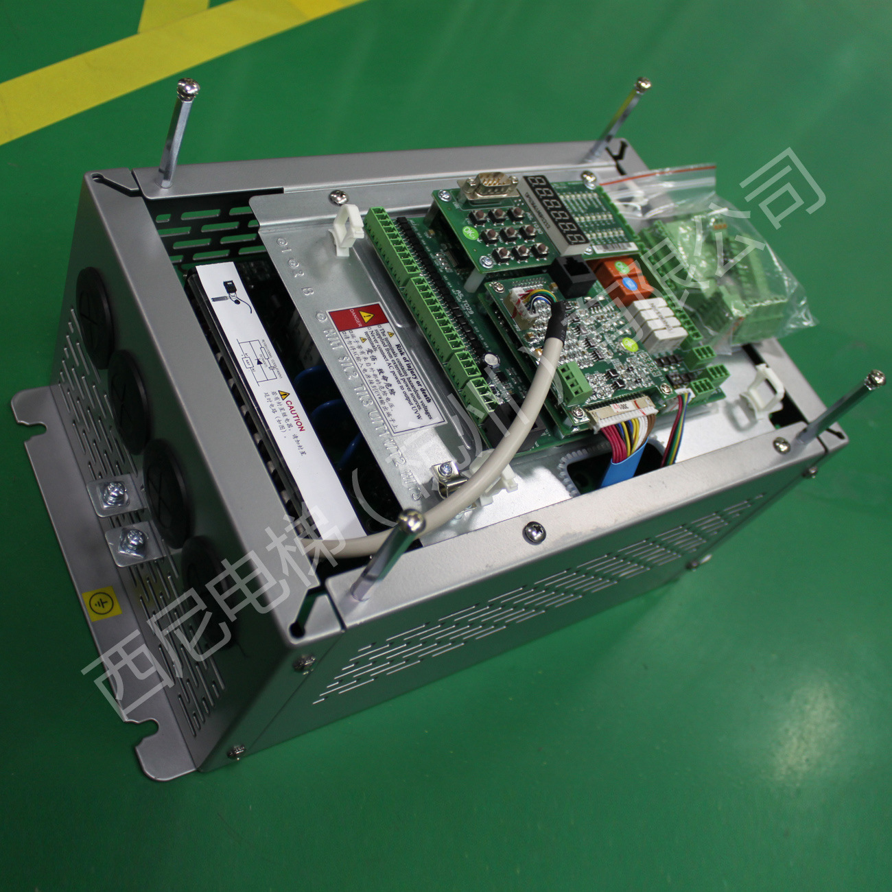 供应西尼电梯新时达11kw变频器|二代含板子和pg卡|电梯厂家变频器直销
