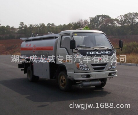 国四福田时代5吨加油车,运油车,小型油罐车,小油槽车1250