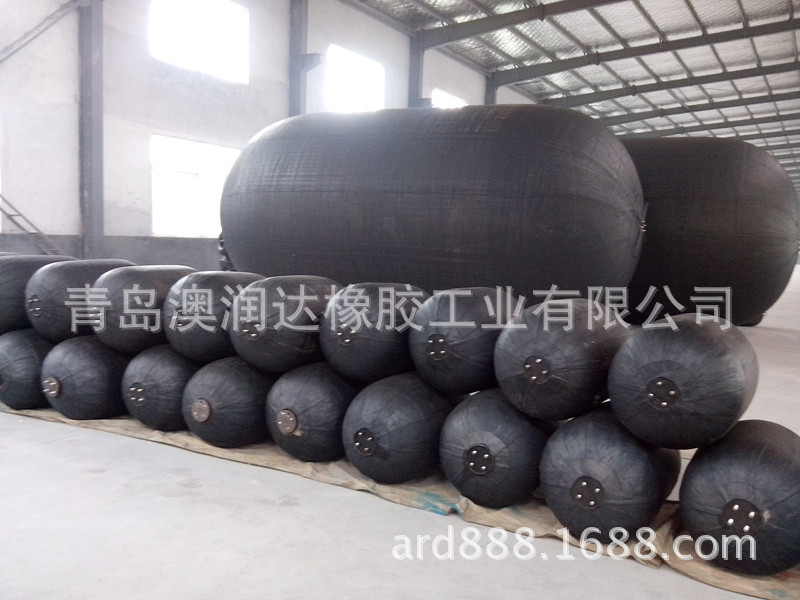 澳润达充气式护舷