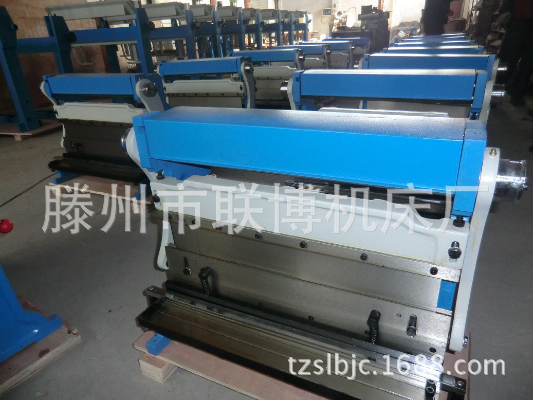 厂家直销出口型手动一体式三用机  剪折卷多功能机械设备 760mm