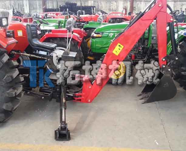 前装后挖拖拉机04