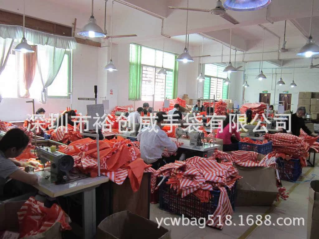 811198699_1754806357