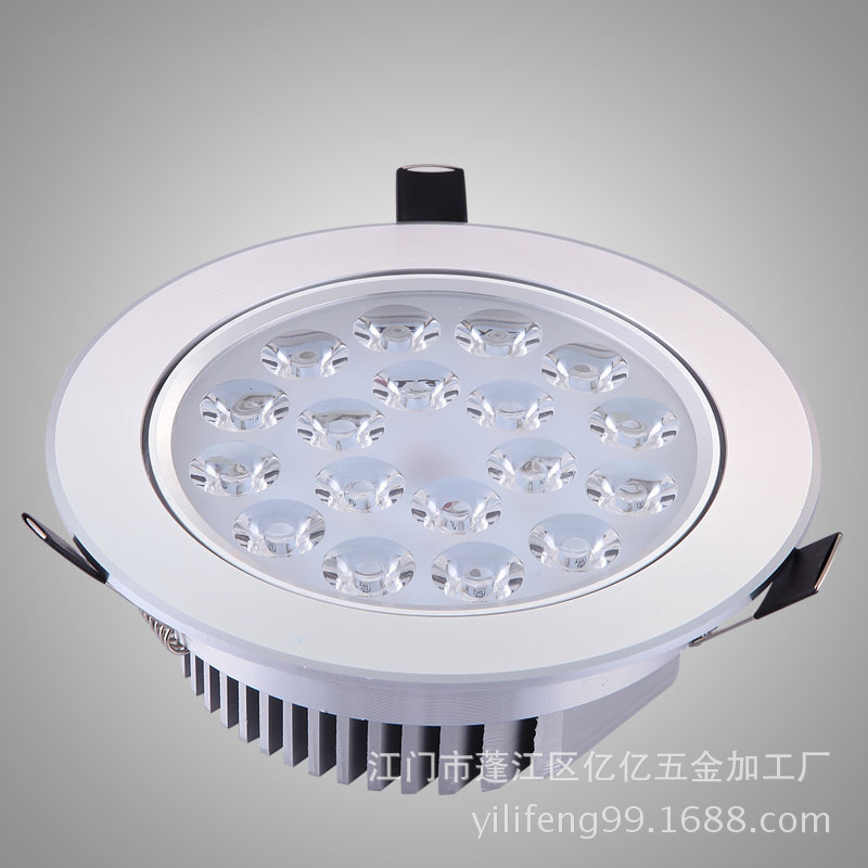LED天花灯 18W高光银竖刀射灯 LED天花灯 LG芯片 85~265V电压