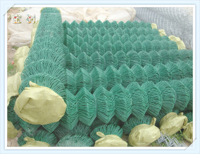 仁怀篮球场围网价格 篮球场围栏厂家 篮球场护栏规格