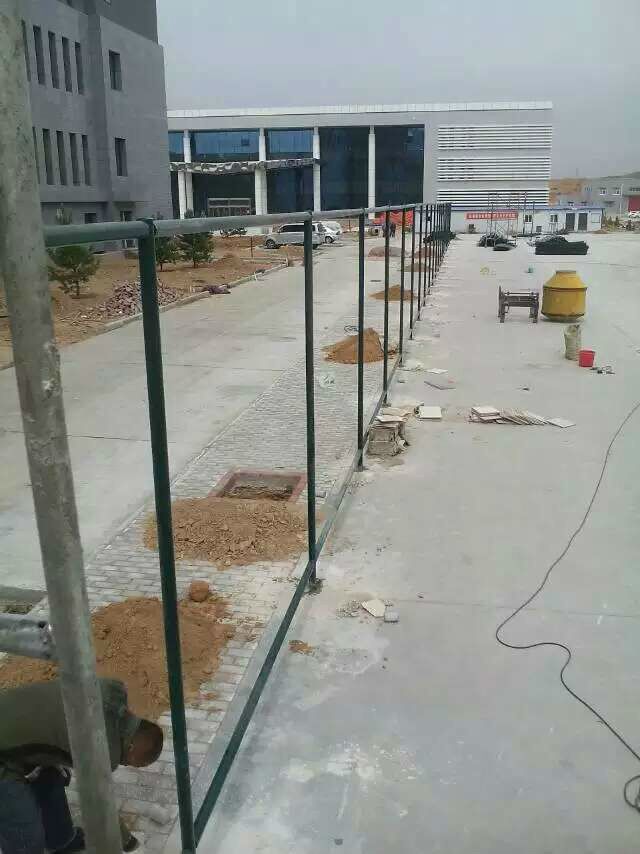 仁怀篮球场围网价格 篮球场围栏厂家 篮球场护栏规格