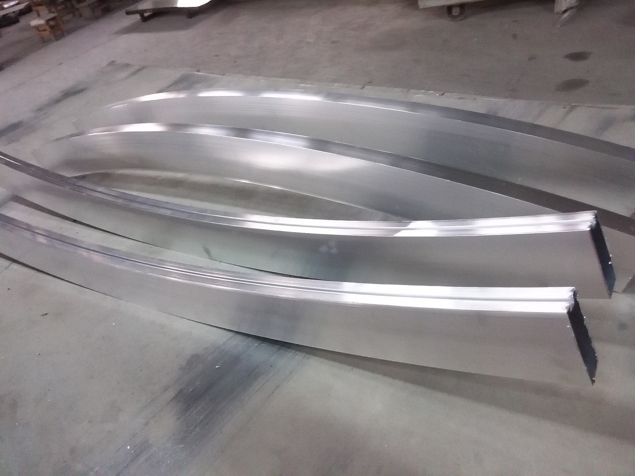 波浪形鋁方通專業設計效果水平