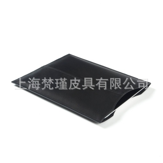 iPad-Sleeve-Black-843-135-2