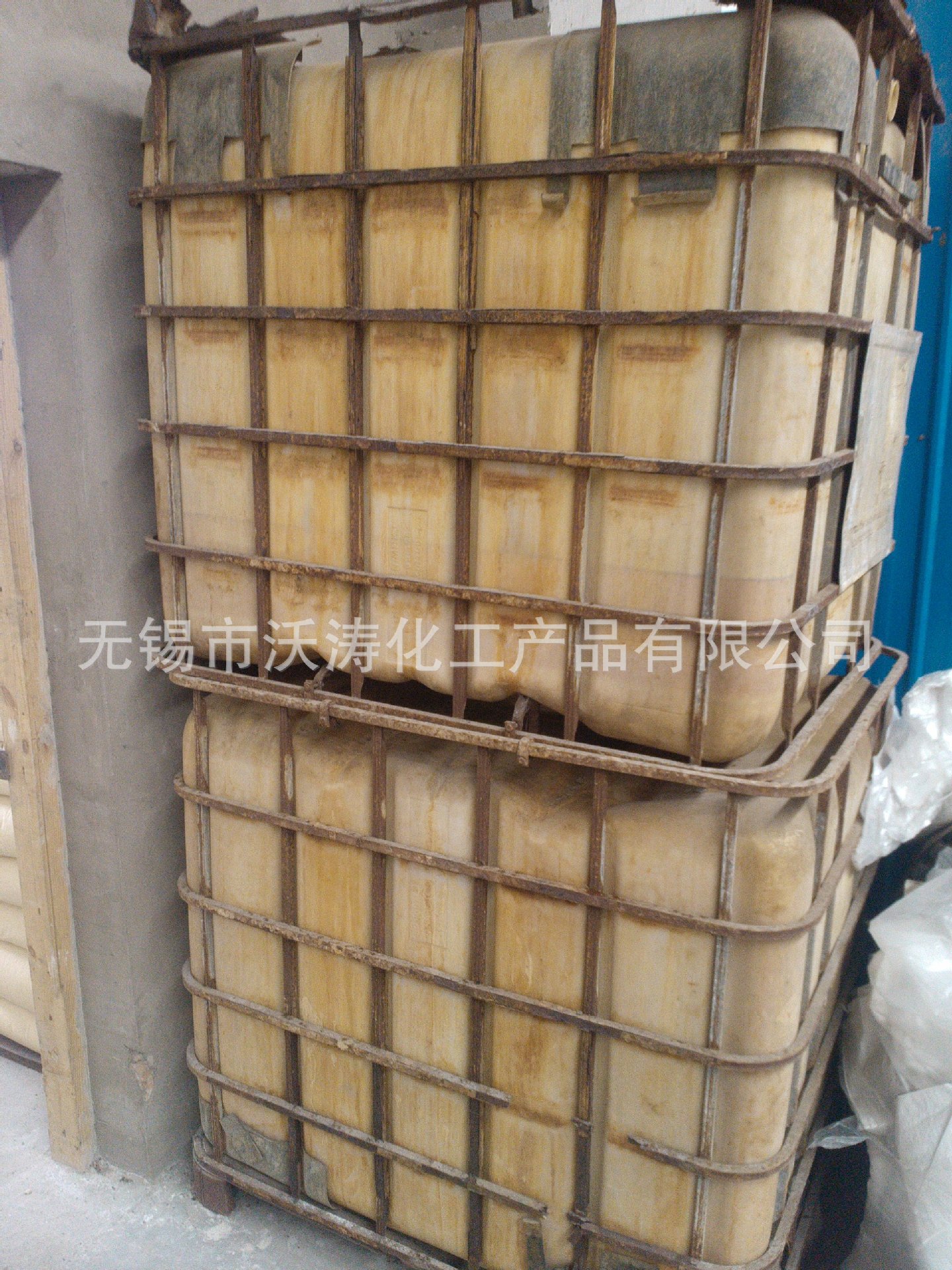 2283162361_1787574153