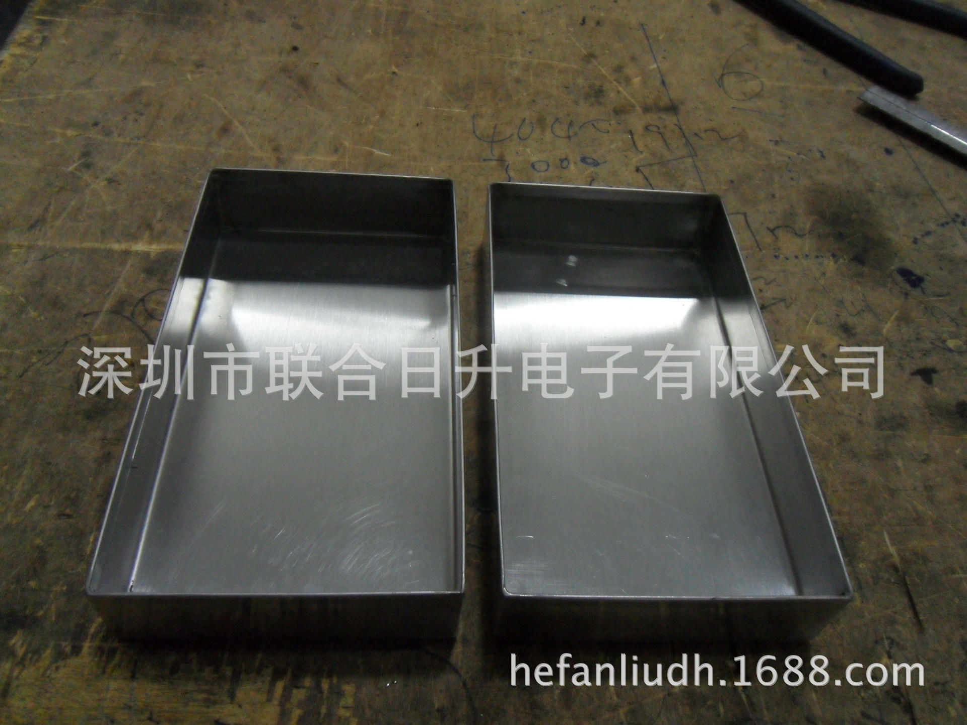 供应不锈钢盒子 定制不锈钢盒子 不锈钢加工 不锈钢焊接