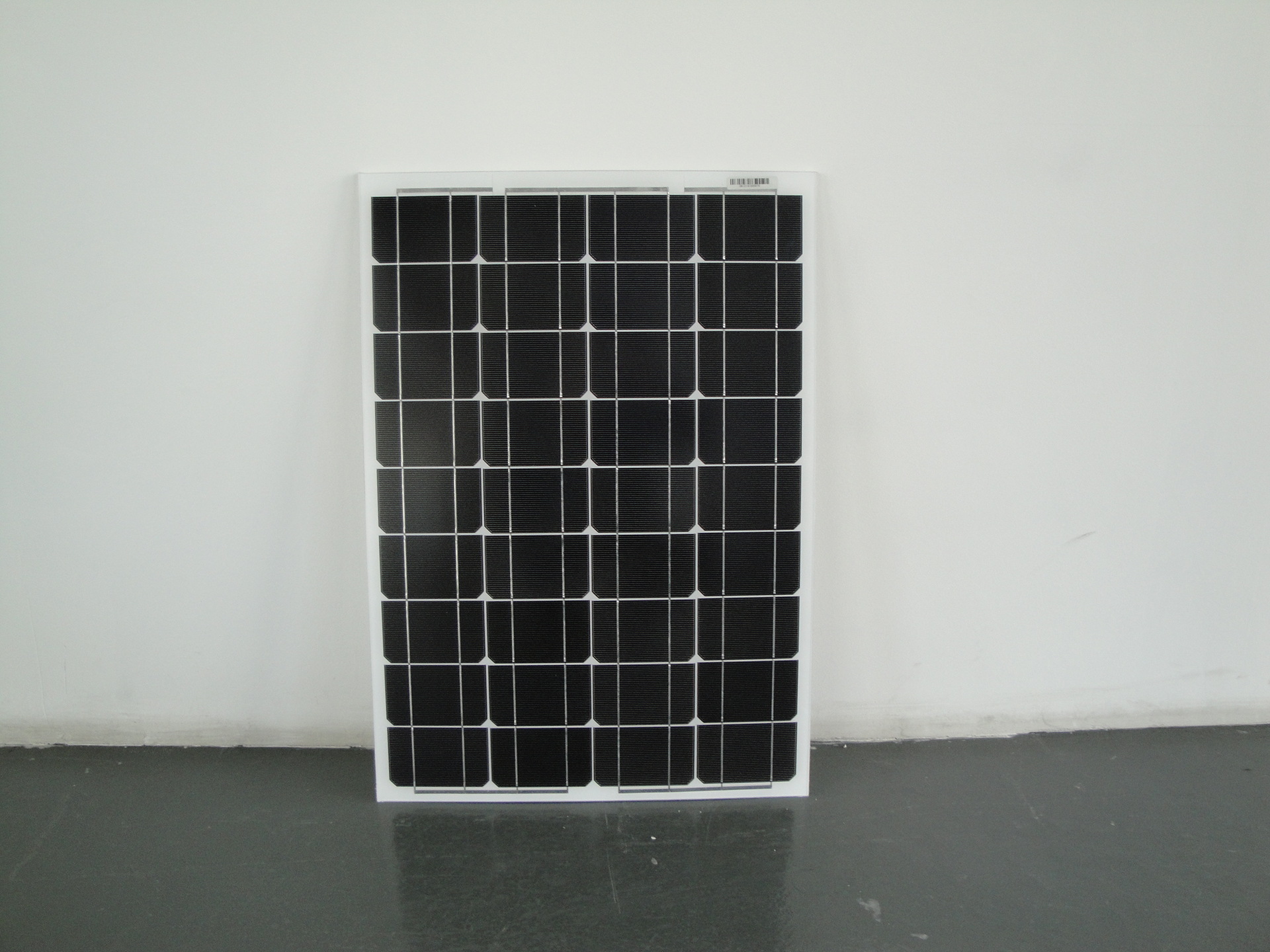 单晶硅50w太阳能电池板50w太阳能电池组件太阳能板光伏系统