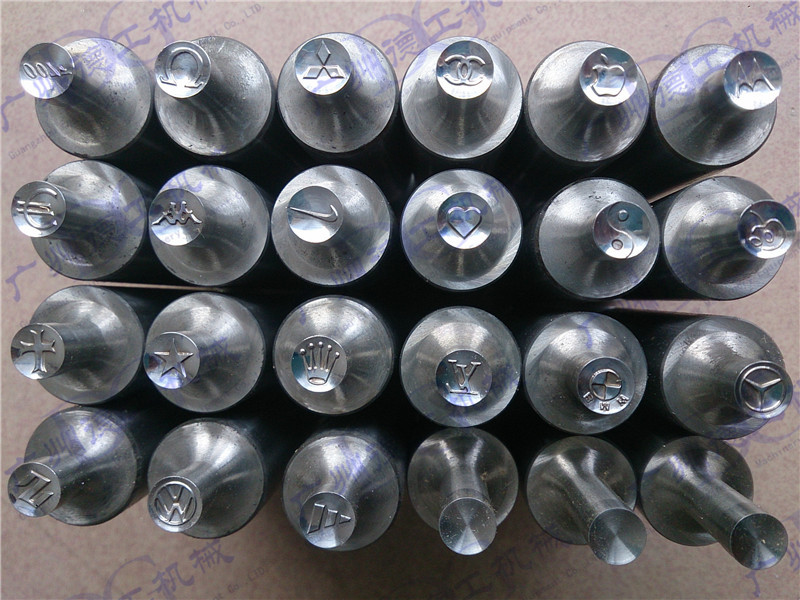 旋轉多沖模具 (7)